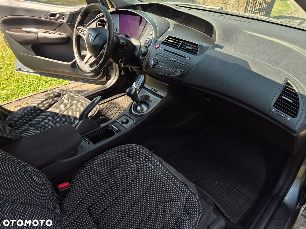 Honda Civic 1.4 Comfort - 22