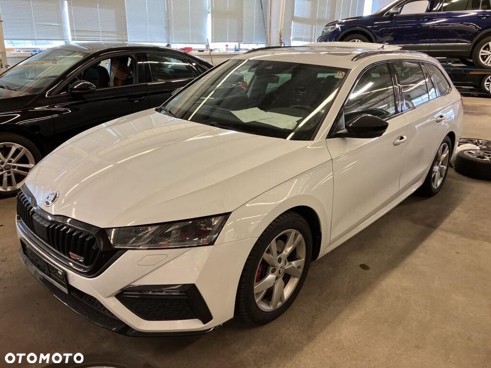 Skoda Octavia 2.0 TDI RS DSG - 2
