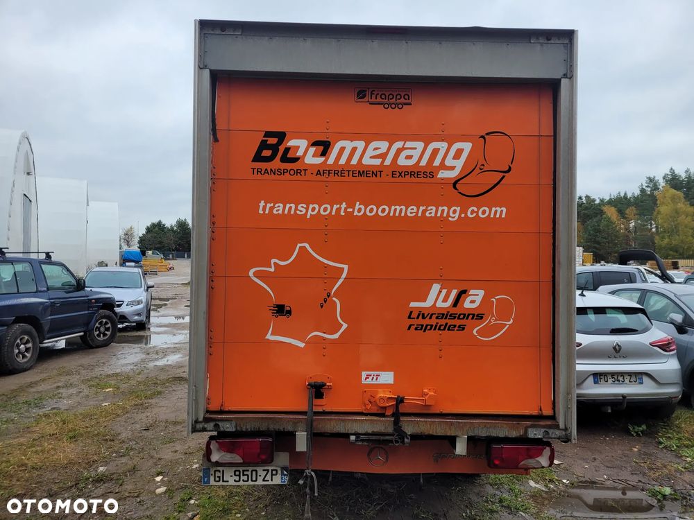 Mercedes-Benz Sprinter - 5