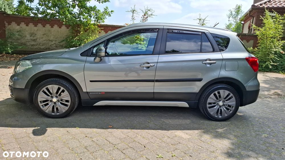 Suzuki SX4 S-Cross 1.6 Premium Plus 4WD CVT - 19