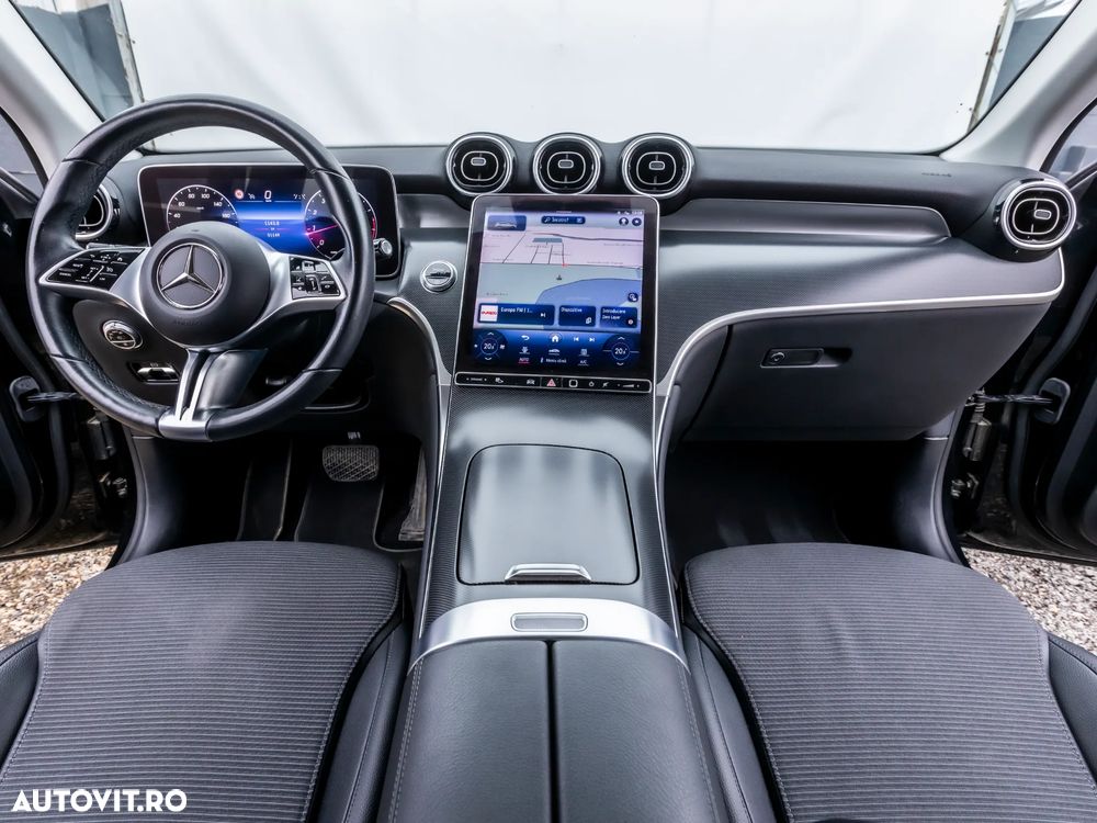 Mercedes-Benz GLC 200 4Matic 9G-TRONIC Edition Avantgarde - 16