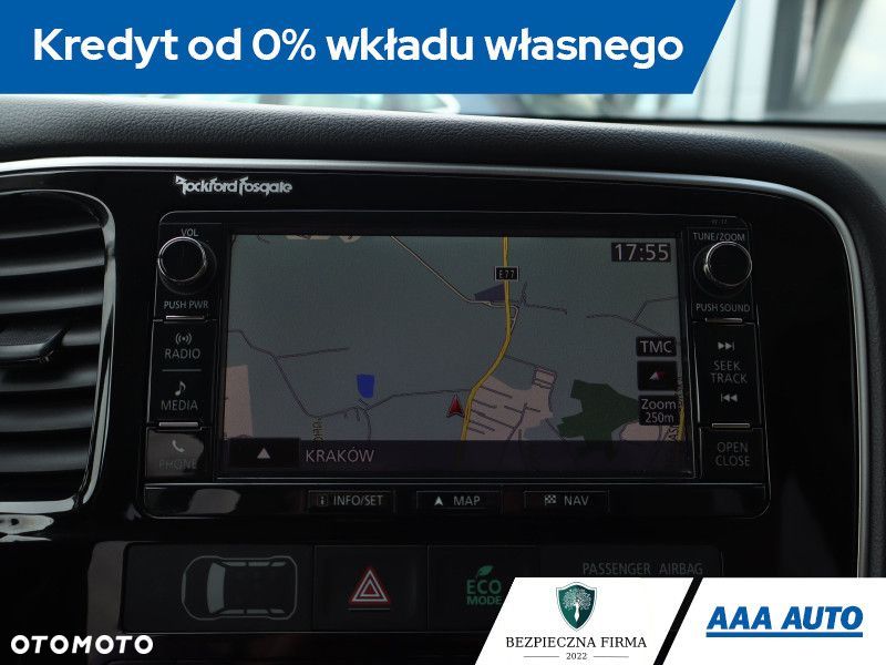 Mitsubishi Outlander - 14
