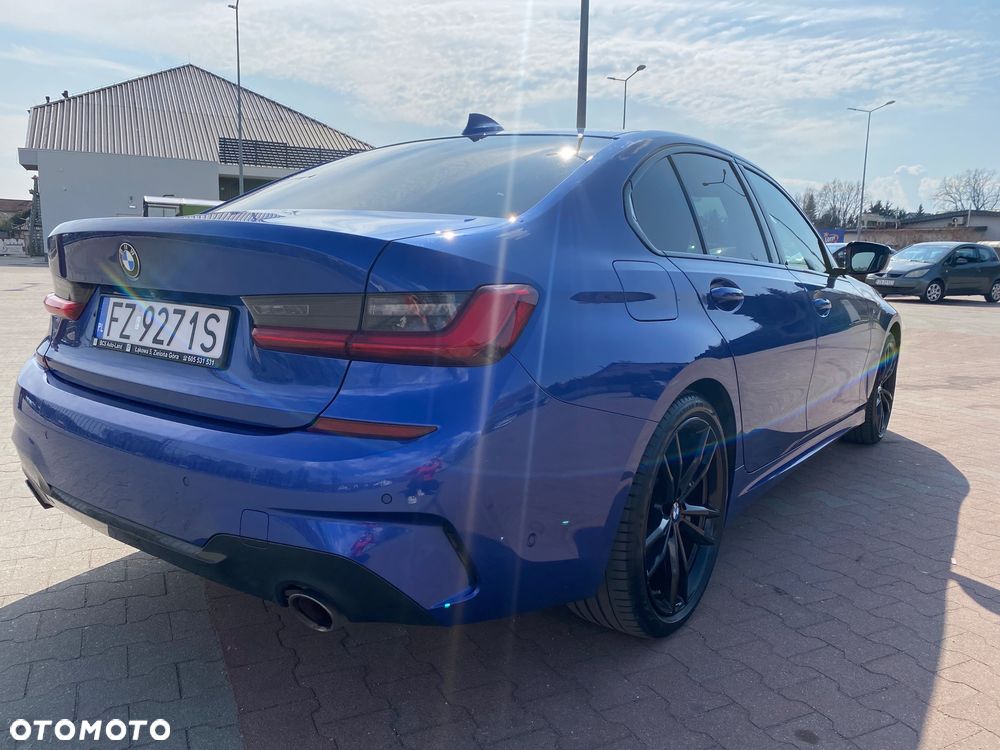 BMW Seria 3 320i M Sport - 6