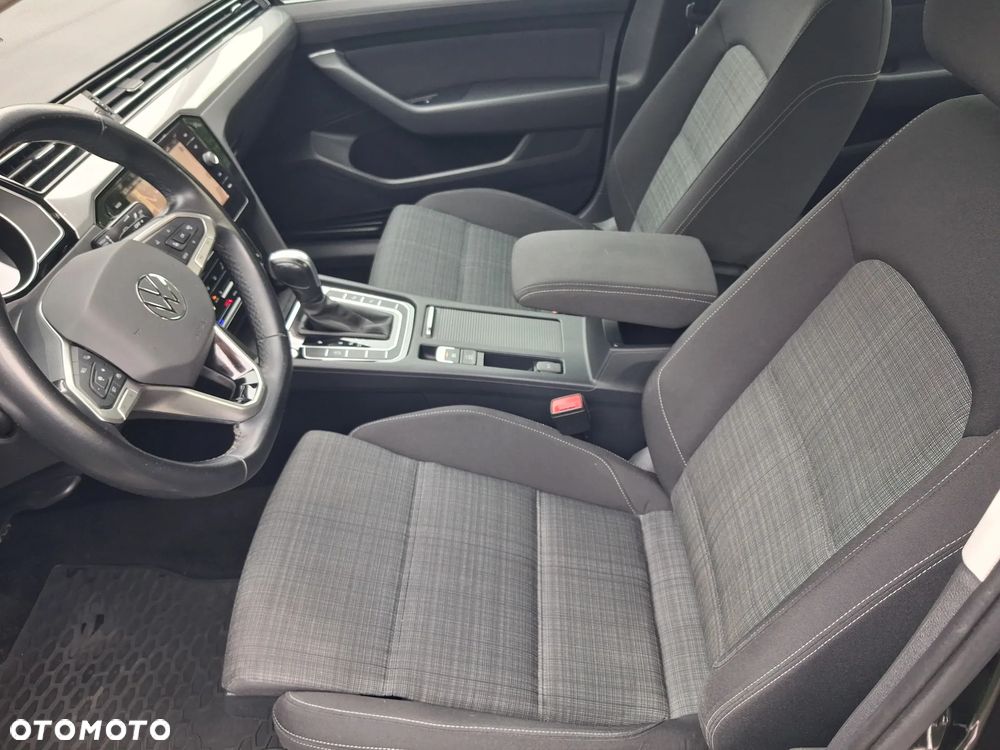Volkswagen Passat 1.5 TSI EVO Business DSG - 32