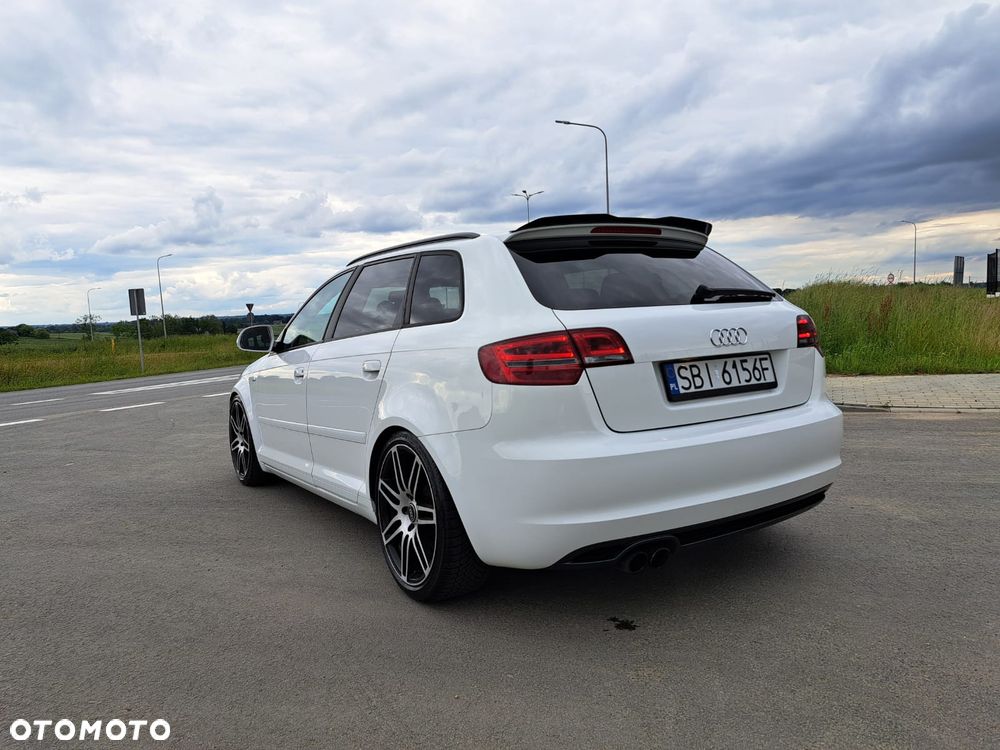 Audi A3 Sportback 1.4 TFSI Ambiente - 2