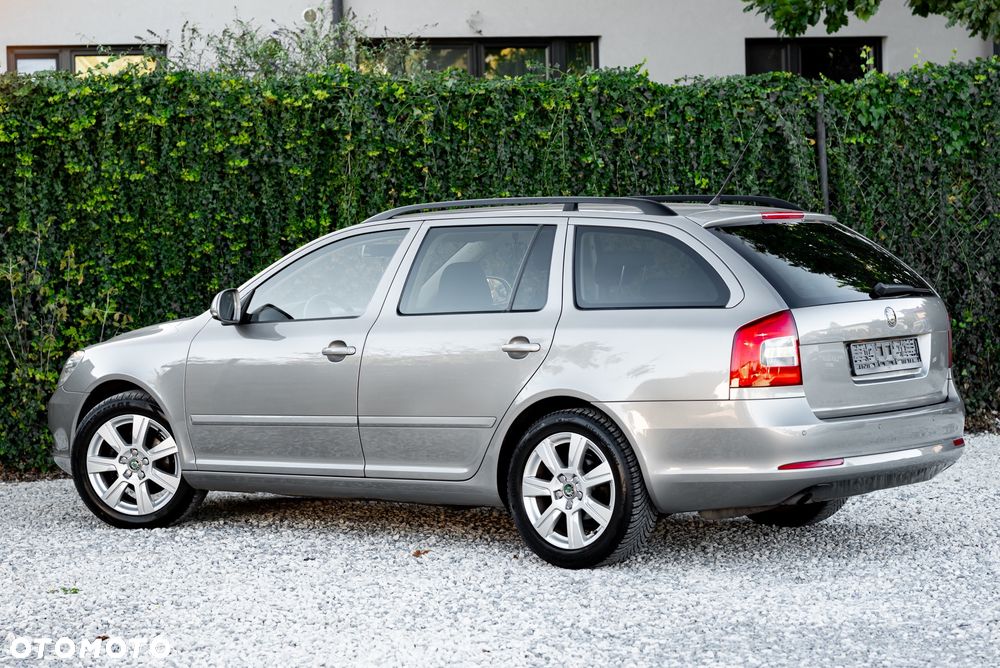 Skoda Octavia 1.6 - 11