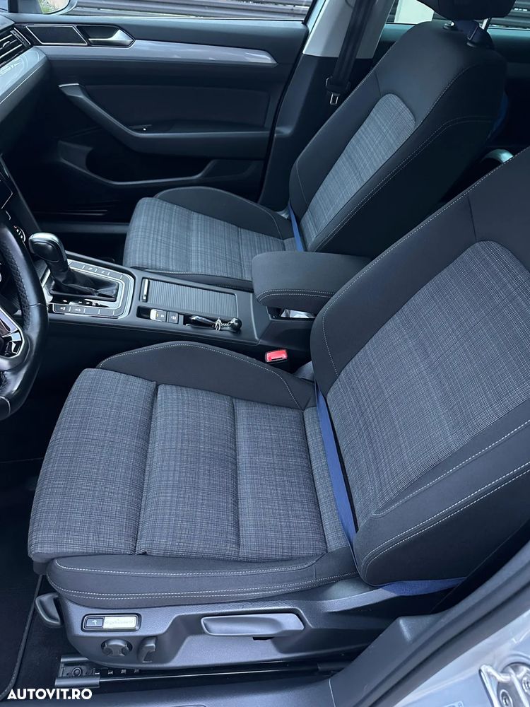 Volkswagen Passat Variant 2.0 TDI SCR DSG - 8