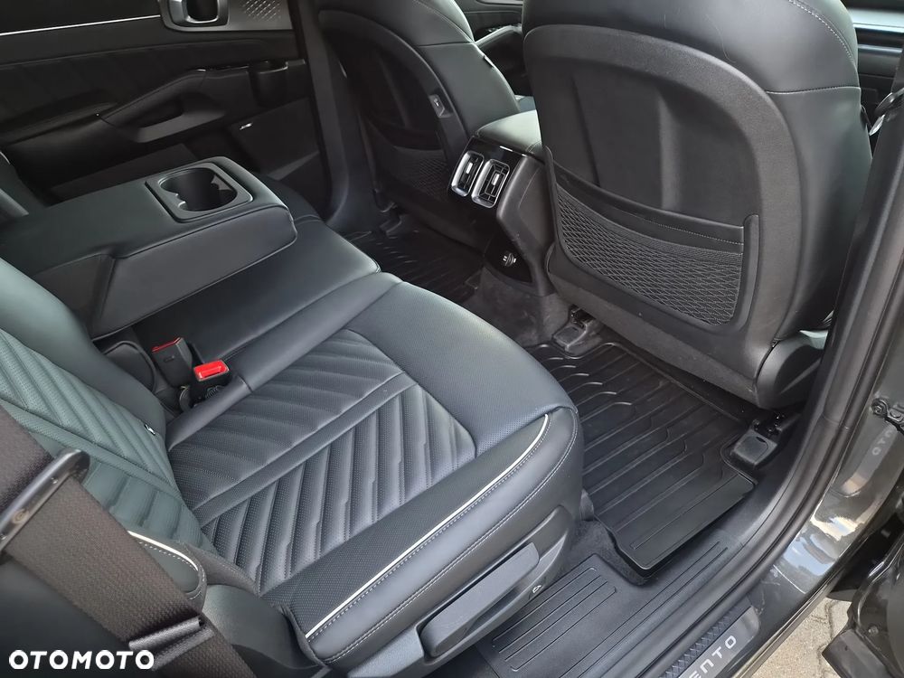 Kia Sorento 1.6 T-GDI HEV Prestige Line AWD 7os - 33