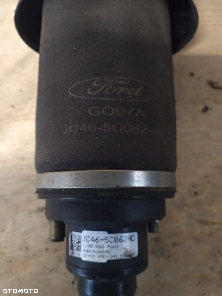 Ford F-max Poduszka zawieszenia kabiny - 3