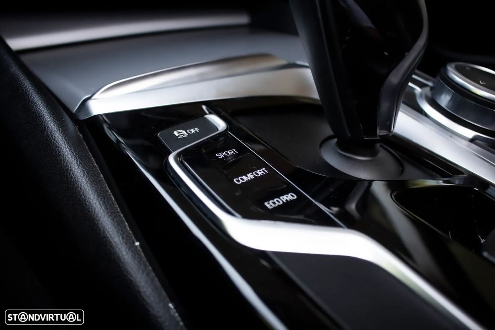 BMW 520 d Line Luxury Auto - 20