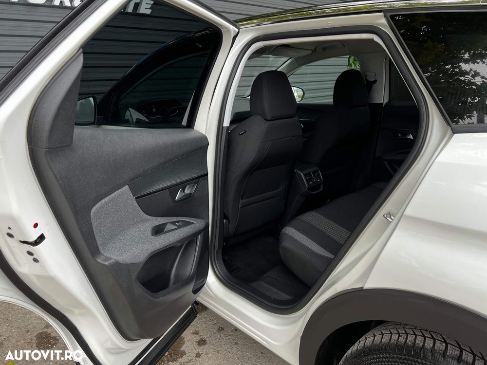 Peugeot 3008 BlueHDi 130 Stop & Start EAT8 Active - 26