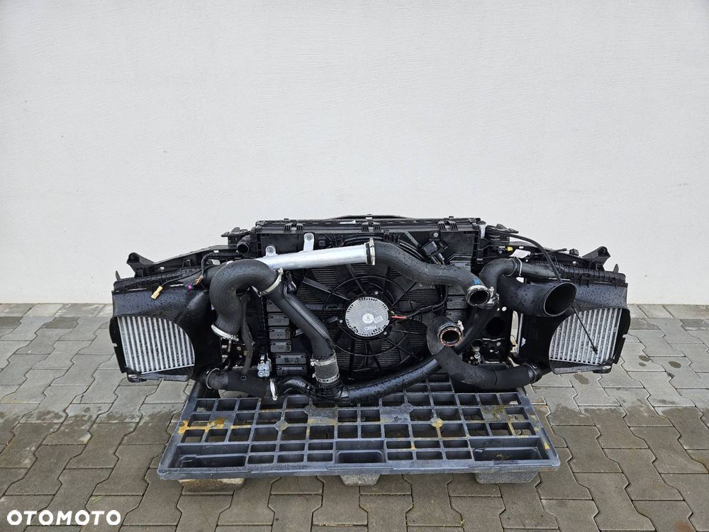 PORSCHE CAYENNE II 10-17R PAS PRZEDNI KOMPLETNY CHLODNICE 7P0121201J - 6