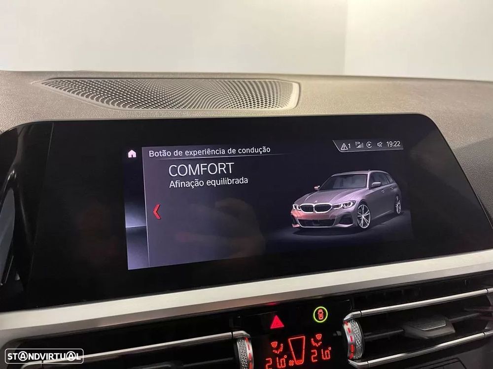 BMW 318 d Pack M Auto - 28