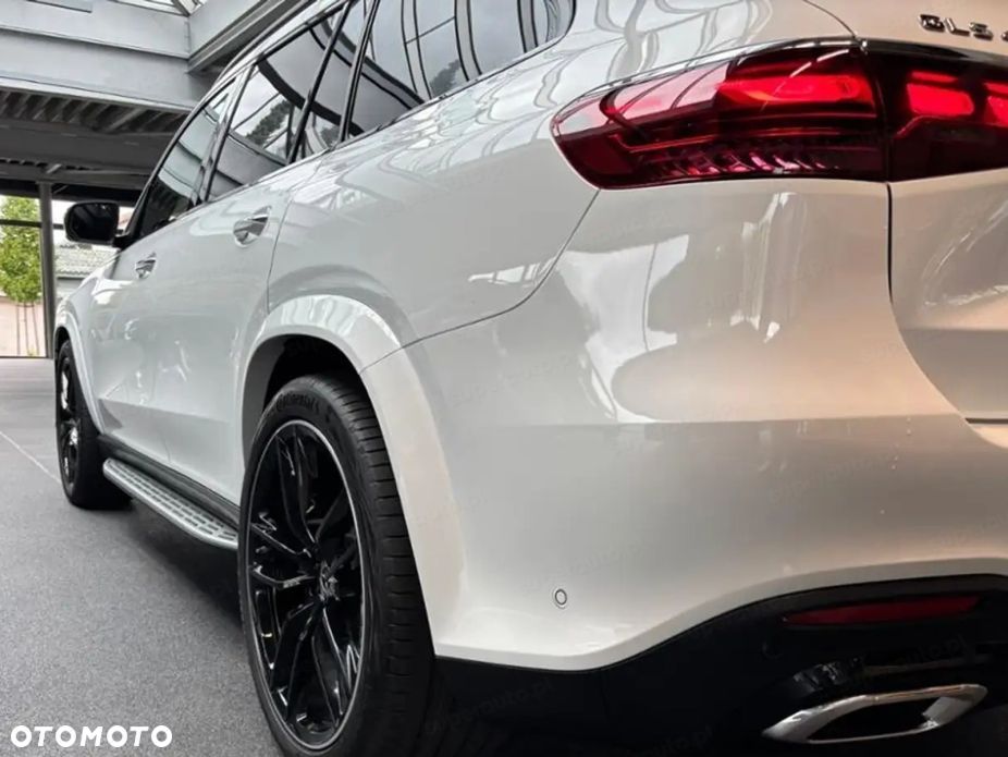 Mercedes-Benz GLS - 7