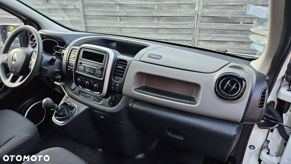 Renault TRAFIC - 11