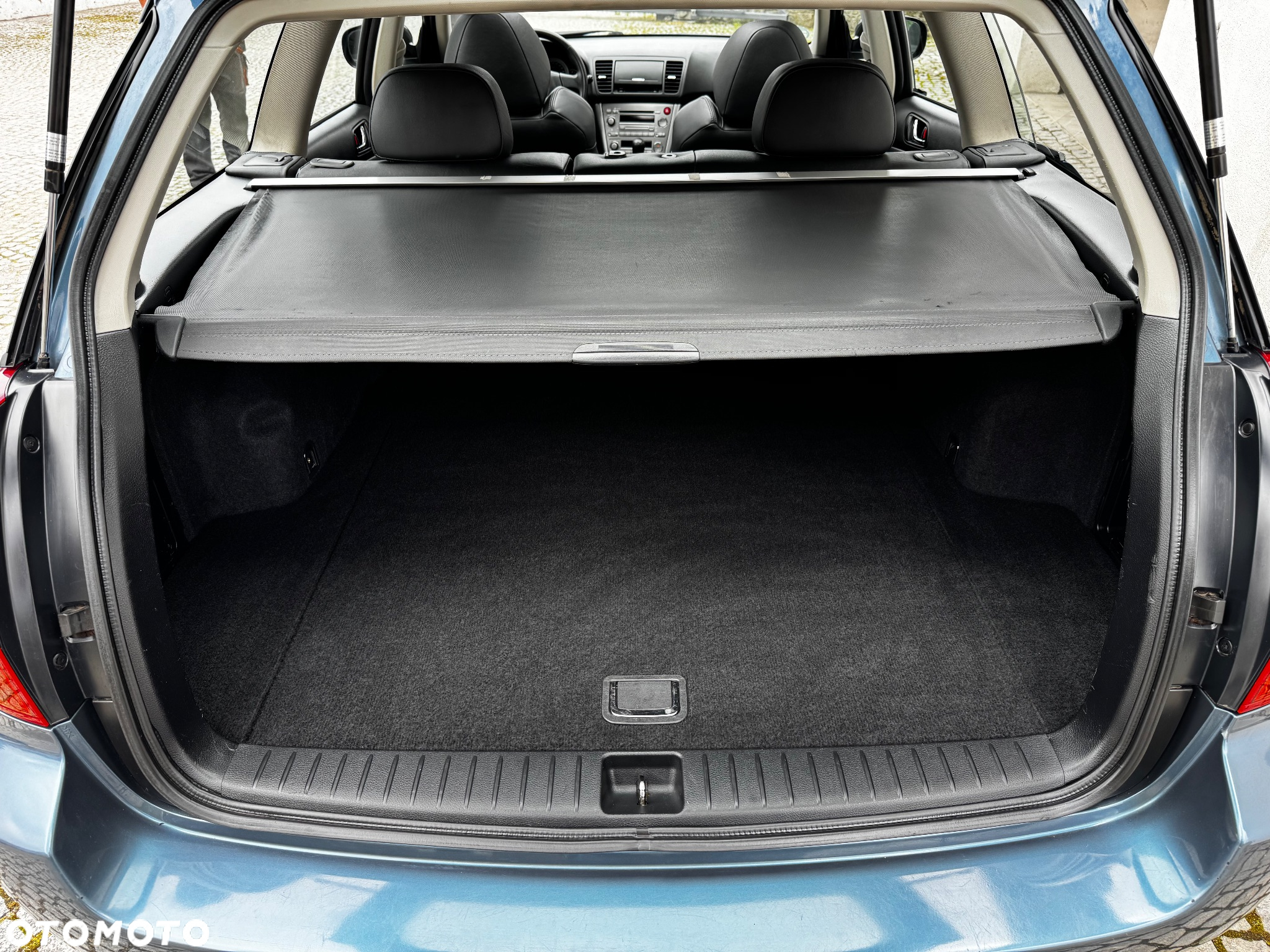 Subaru Legacy SW 2.0i AT - 31