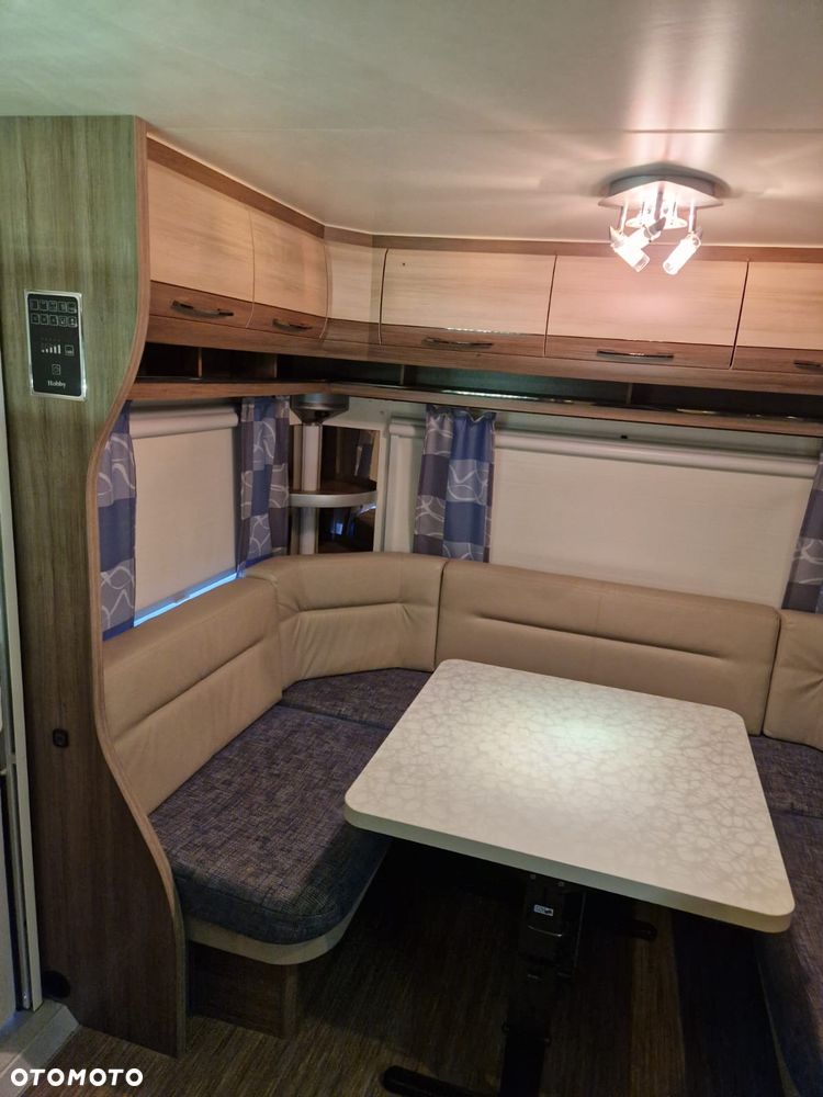 Hobby De Luxe  560 - 7