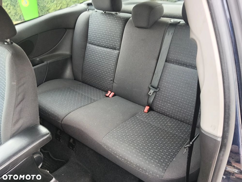 Ford Focus 1.8 TDCi Trend - 12