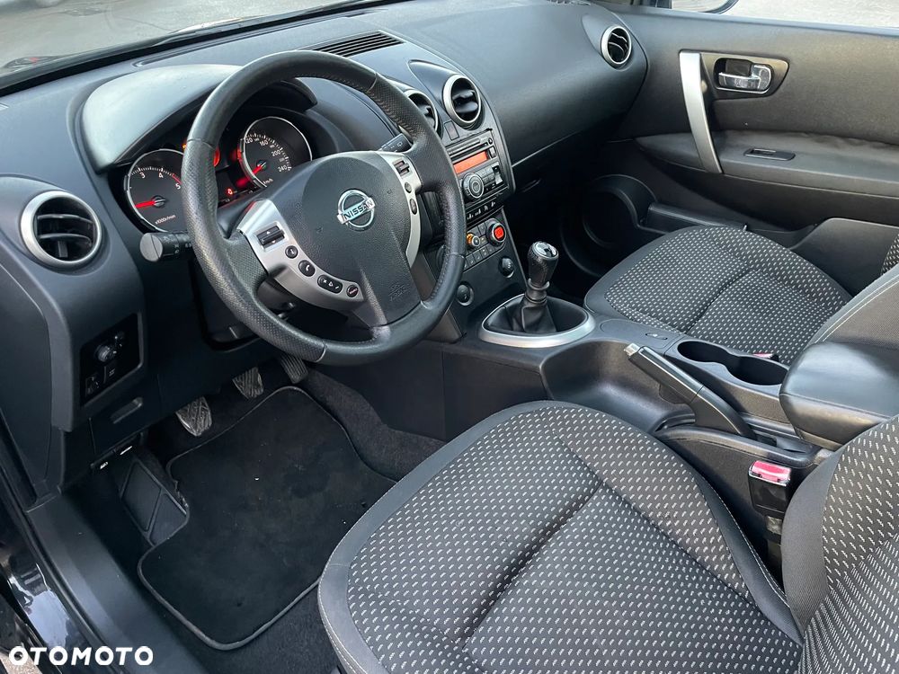 Nissan Qashqai+2 2.0 dCi DPF acenta - 14