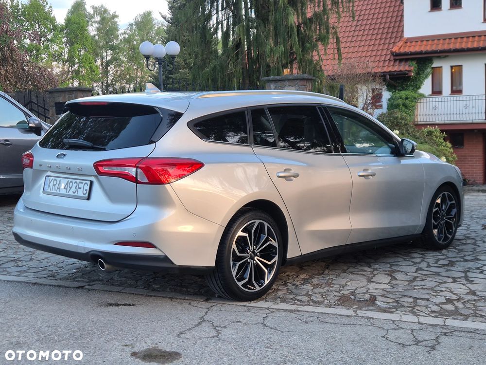 Ford Focus 1.5 EcoBlue Start-Stopp-System TITANIUM DESIGN - 20
