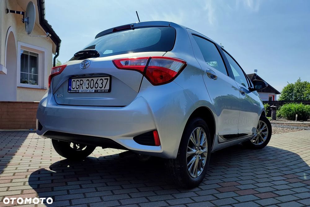 Toyota Yaris 1.0 Premium - 5