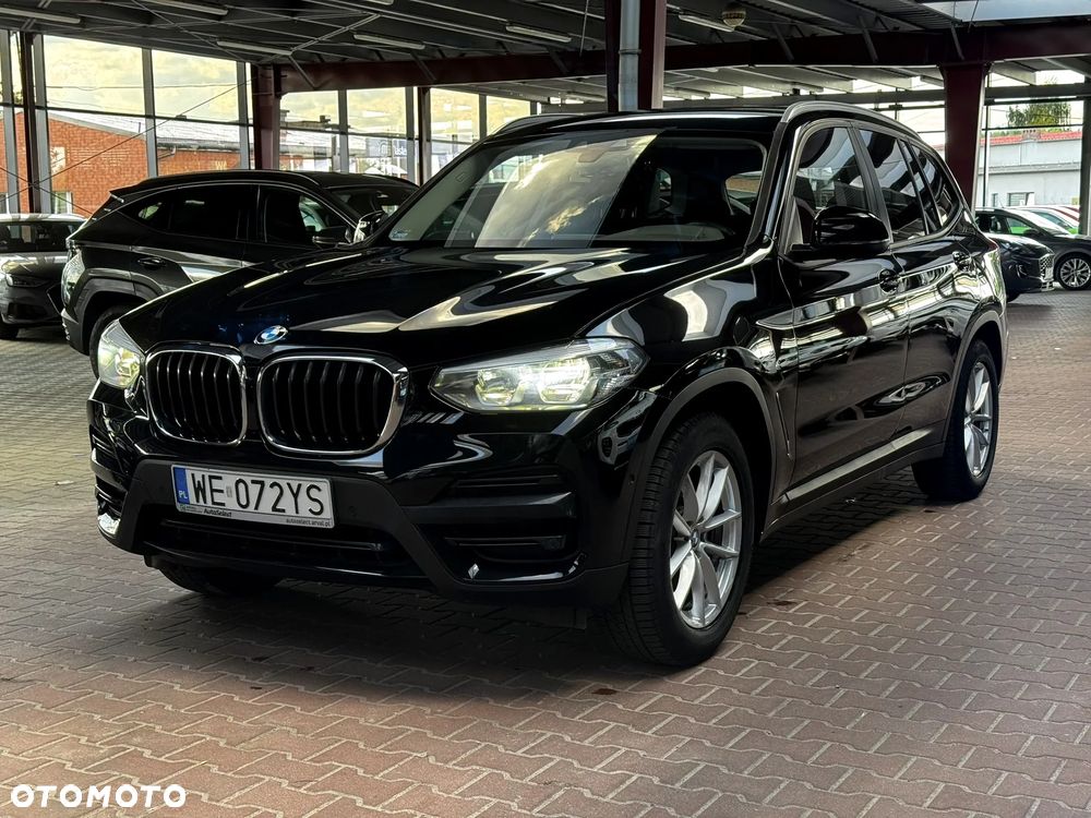 BMW X3 xDrive20i Advantage - 3