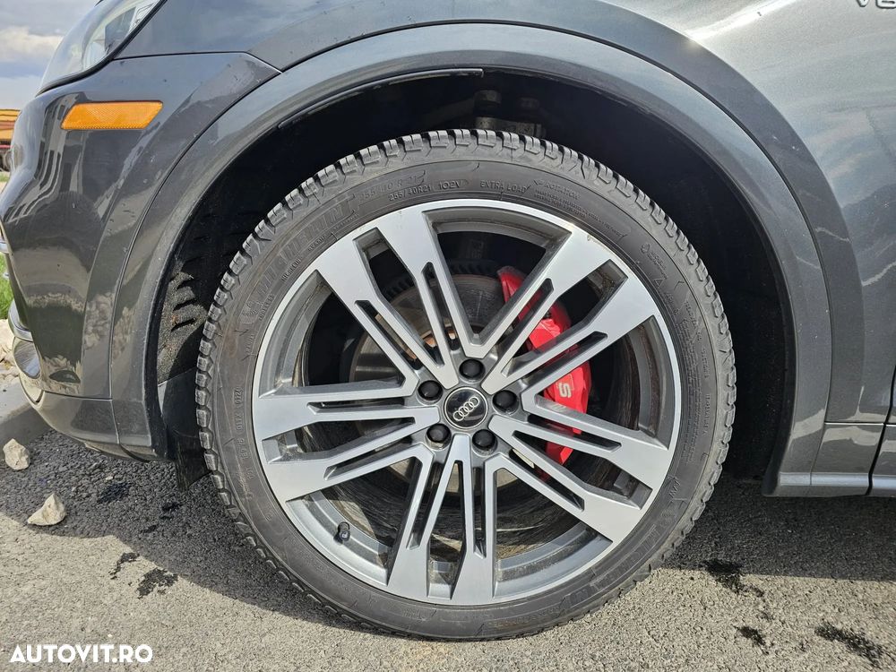 Audi SQ5 - 11
