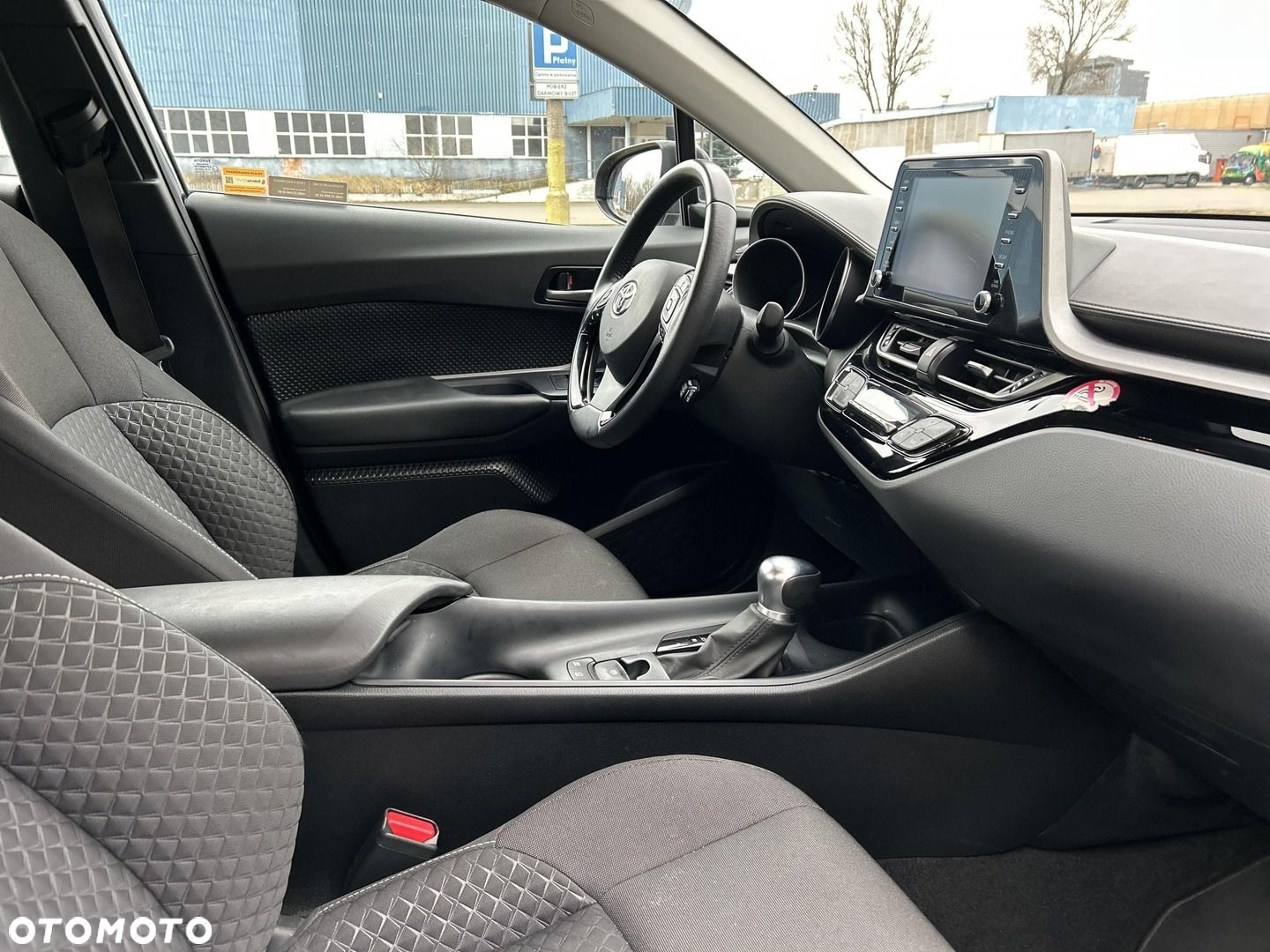 Toyota C-HR - 12