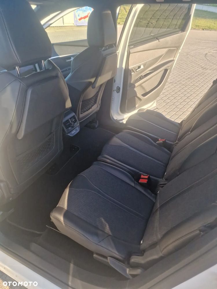 Peugeot 5008 BlueHDi 130 EAT8 GT - 8