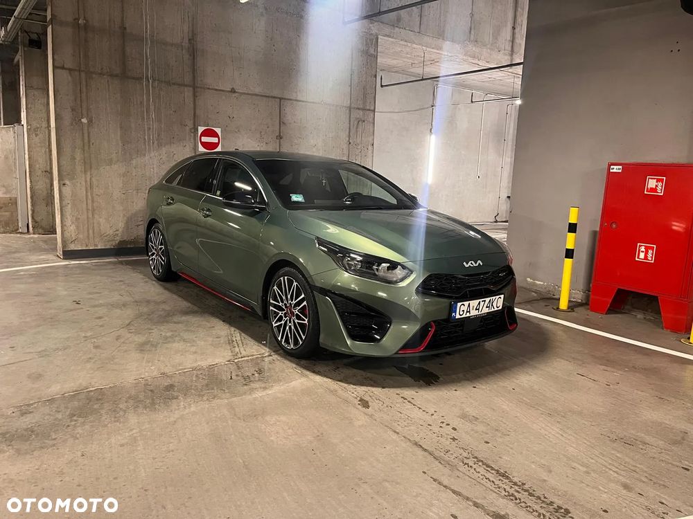 Kia ProCeed - 1