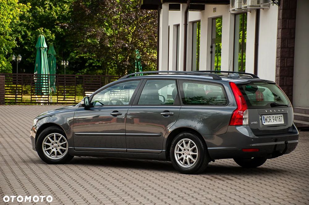 Volvo V50 1.6D DPF DRIVe Kinetic - 11