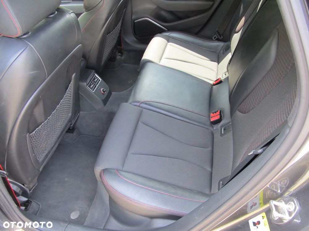 Audi S3 S tronic - 7