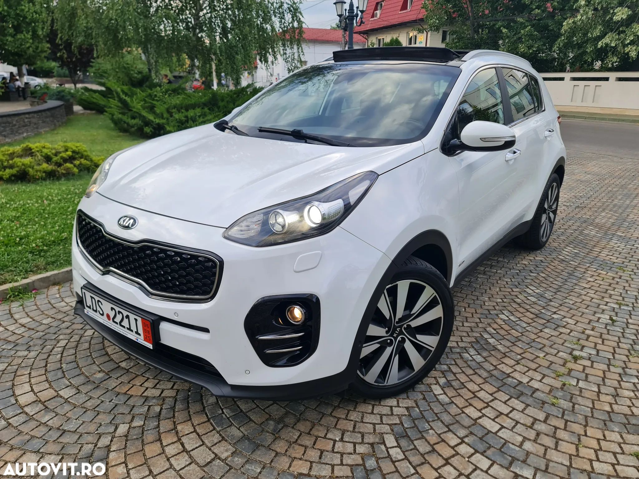 Kia Sportage 2.0 CRDI 184 AWD Aut. Platinum Edition - 1