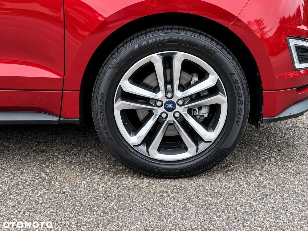 Ford Edge - 8