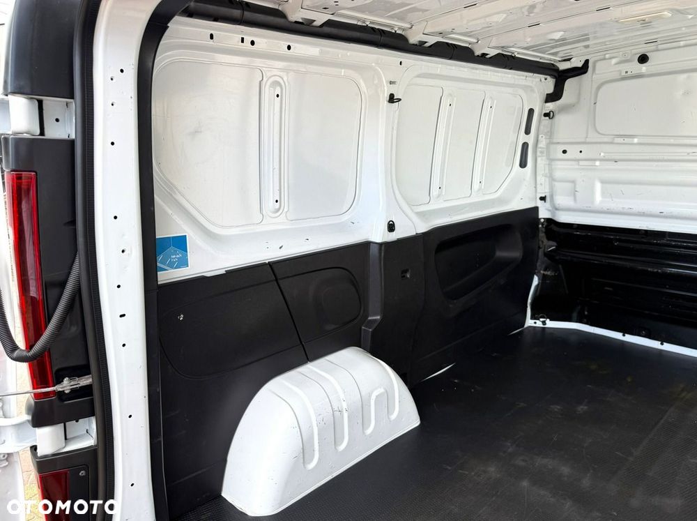 Renault Trafic - 28
