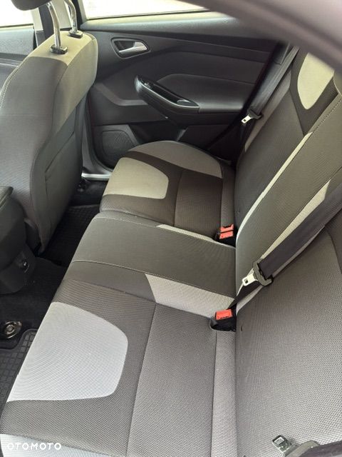 Ford Focus 1.0 EcoBoost Trend Sport - 12