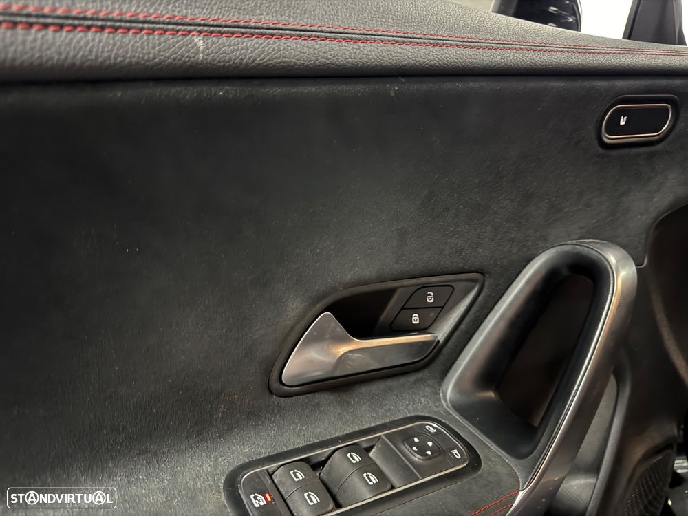 Mercedes-Benz CLA 220 d Shooting Brake AMG Line Aut. - 13