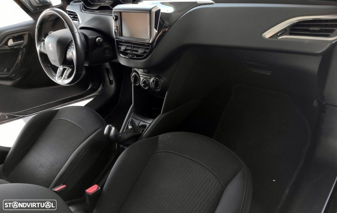 Peugeot 208 1.6 BlueHDi Style - 7