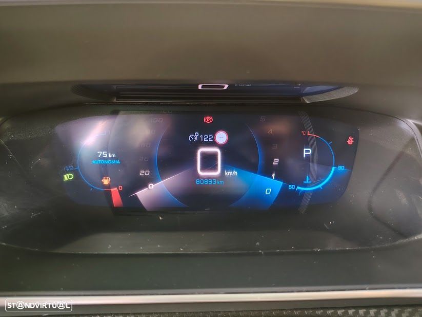 Peugeot 208 1.2 PureTech Allure EAT8 - 14