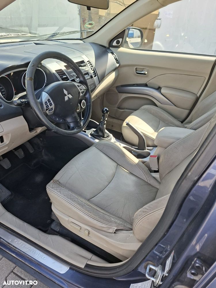 Mitsubishi Outlander 2.0 DI-D Instyle+ - 4