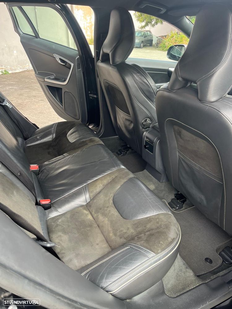 Volvo V60 1.6 D2 R-Design - 7