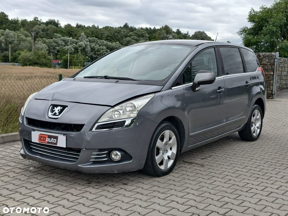 Peugeot 5008 - 3