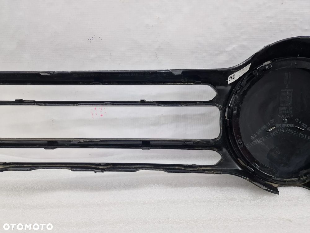 MERCEDES GLC W253 LIFT 19- ATRAPA / GRILL PRZEDNI PRZÓD + ZNACZEK / LOGO CZARNY , NR A2538883000 / A2538883200 , NR AUKCJI GL639 - 10