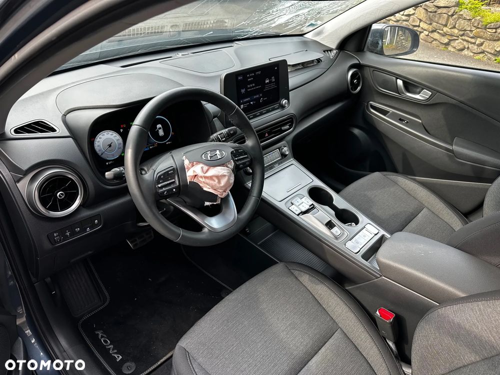Hyundai Kona - 6