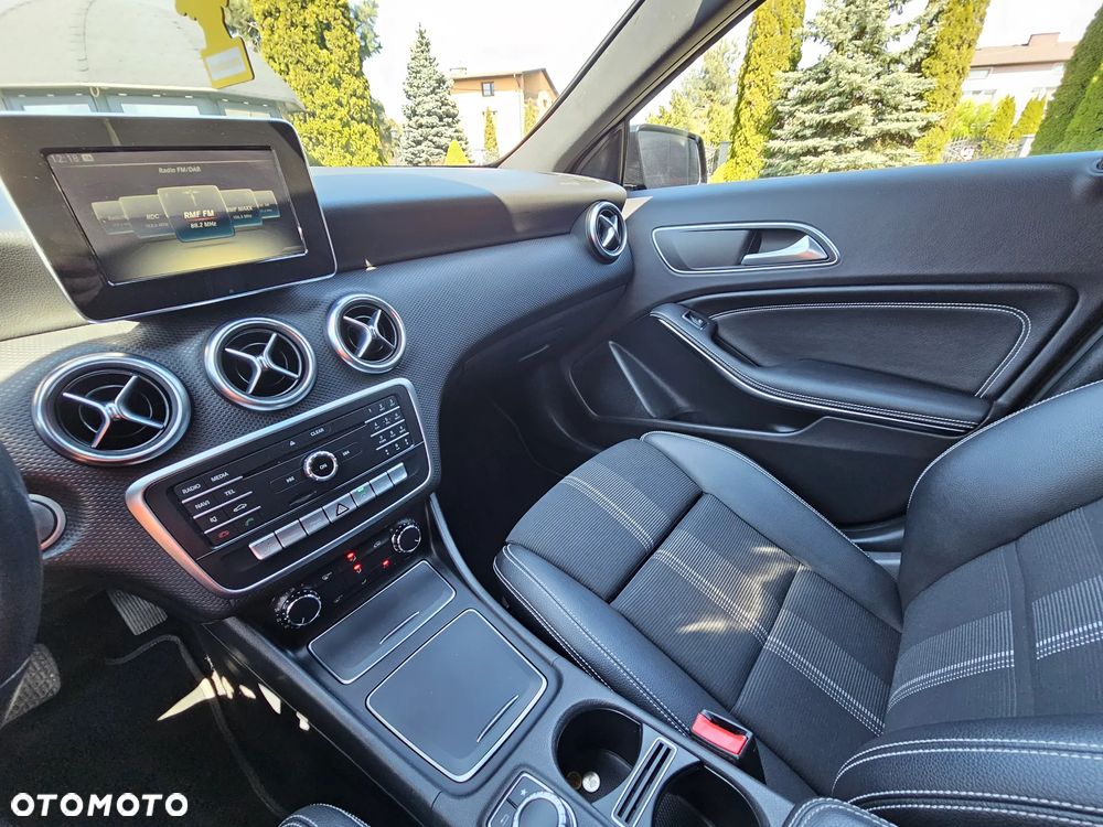 Mercedes-Benz Klasa A 180 7G-DCT Peak Edition - 18