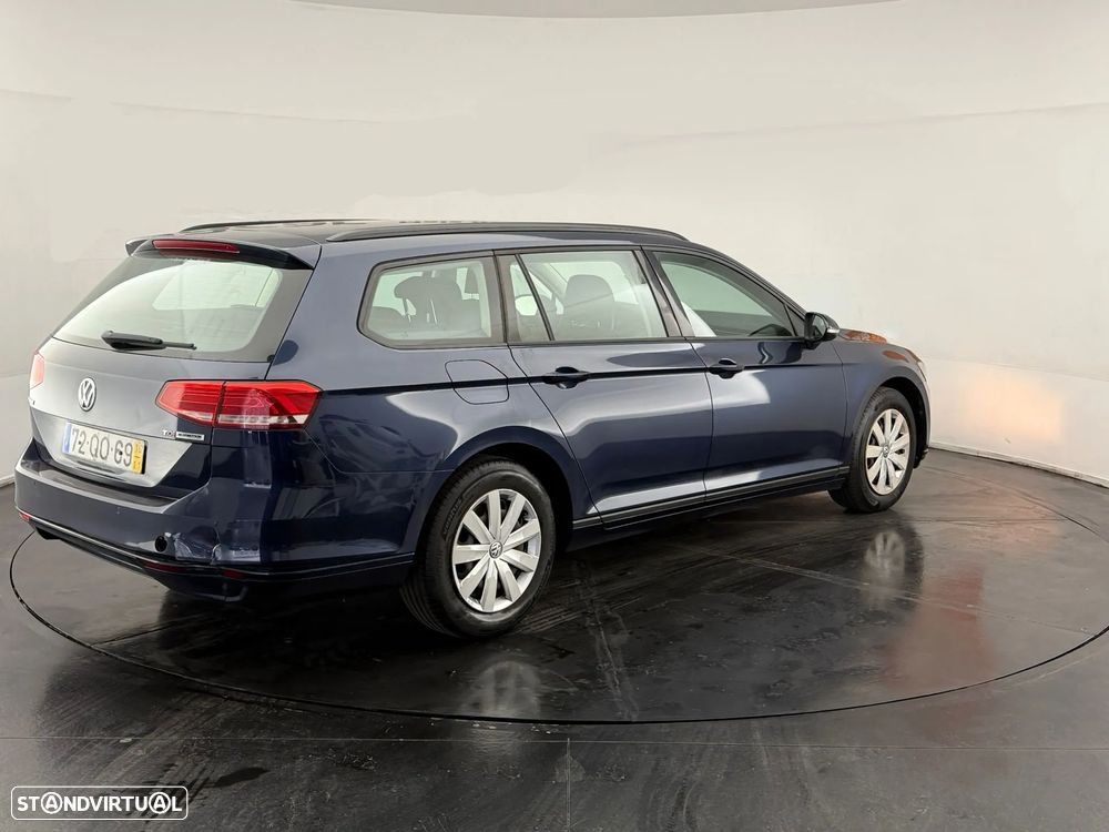 VW Passat Variant 1.6 TDI Confortline - 6