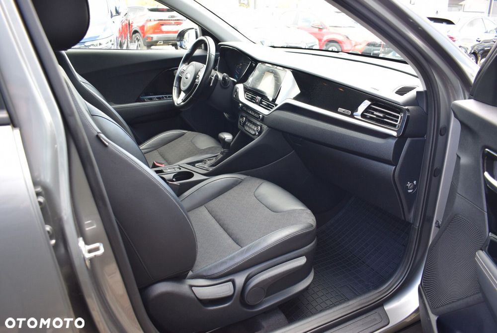 Kia Niro 1.6 GDI Hybrid L - 13