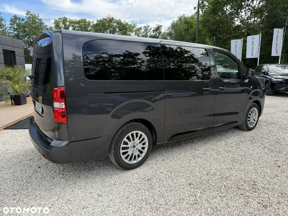 Peugeot Traveller - 14