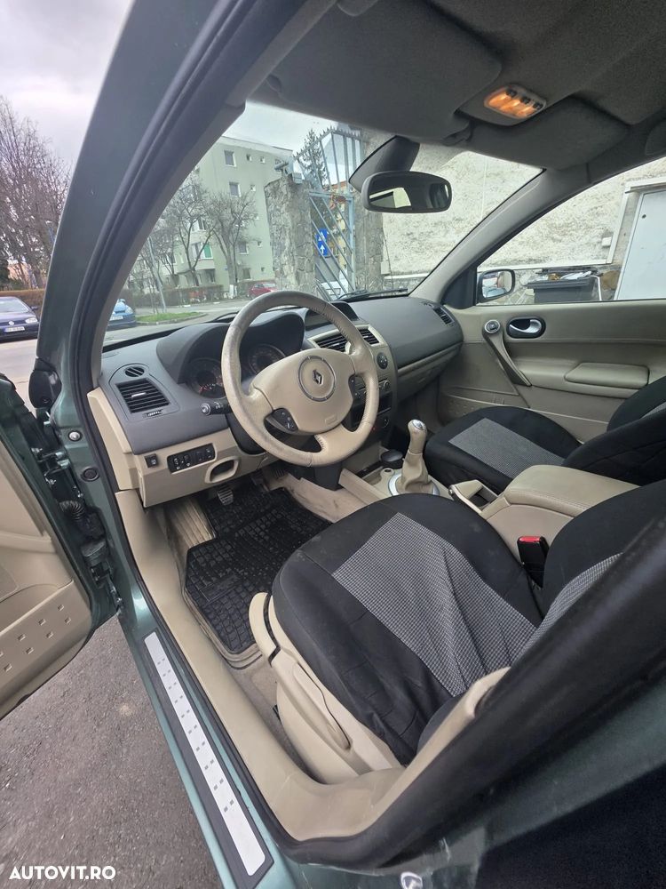 Renault Megane 1.6 16V Privilege - 5