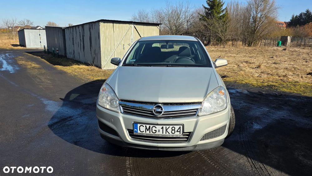 Opel Astra 1.6 - 8